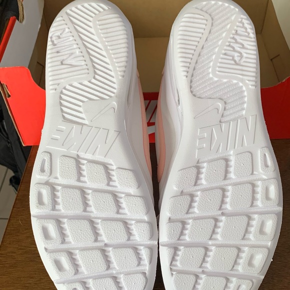 Nike Air Max Oketo - Picture 4 of 7